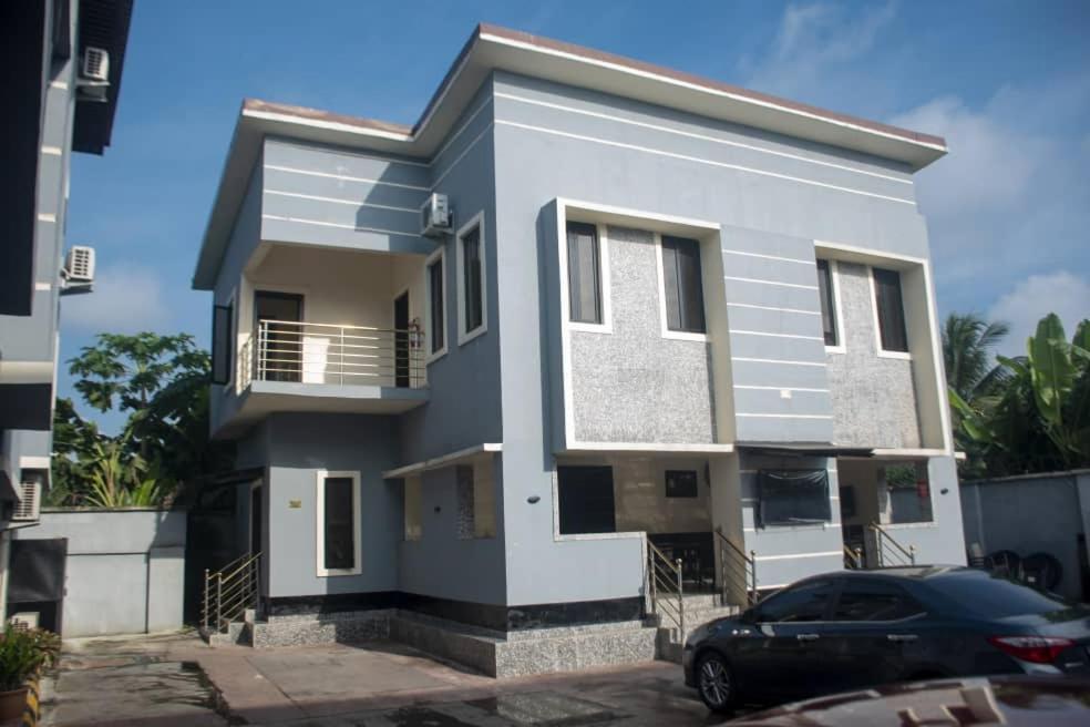 Kay Luxury Suites Uyo Eksteriør billede