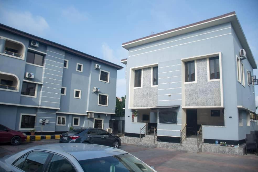 Kay Luxury Suites Uyo Eksteriør billede
